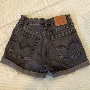 LEVI SHORTS